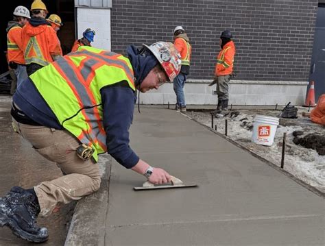 Benefits Of Hiring A Concrete Contractor