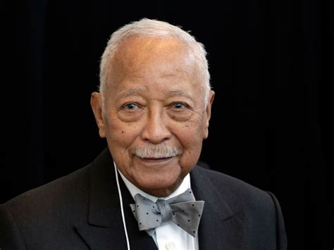 David Dinkins New Yorks First Black Mayor Dies At 93 The 41 Off