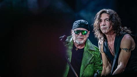 Vasco Rossi Dice No Alle Fake News Un Giorno Non Si Riuscir Pi A