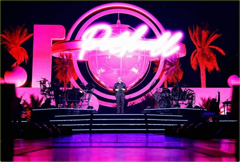 Photo: trilogy tour 2023 9 | Photo 4977543 | Just Jared: Entertainment News