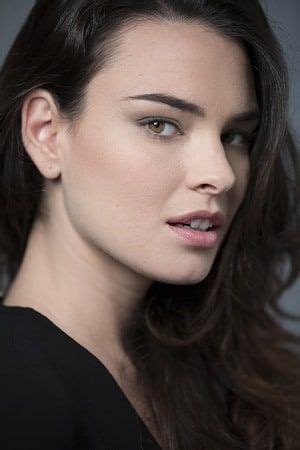 Hot Sexy Alba Brunet Bikini Pics