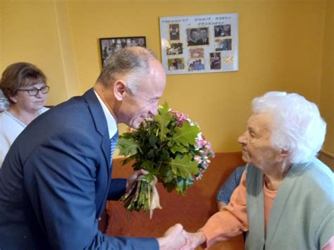 Jubileusz Lecia Urodzin Naszej Mieszkanki Pani Heleny Sobczak