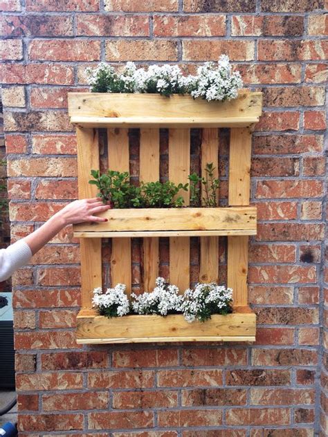 Fioriera Verticale Con Pallet Ecco 20 Idee Creative