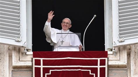 Papa Allangelus La Trasfigurazione Ci Fa Capire La Pasqua Di Ges