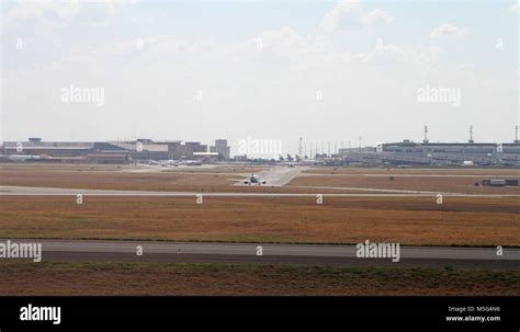 O r tambo international airport hi-res stock photography and images - Alamy