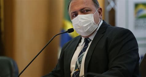 Ex Ministro Pazuello Hospitalizado Ap S Acidente De Moto No Rio