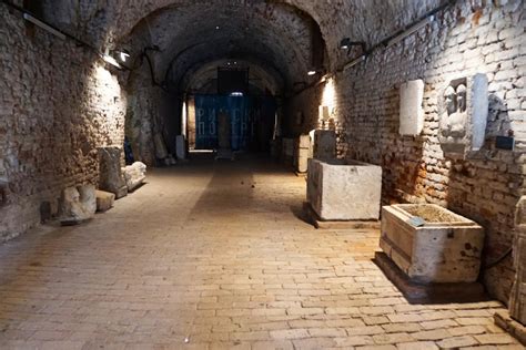 Tip: Guided tour through the underground of Belgrade