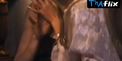 Susan Featherly Lesbian Breasts Scene In Lip Service Tnaflix