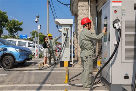 China baut öffentliche Ladeinfrastruktur für E Mobilität im August