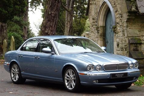 Jaguar Xj Sovereign Tdvi Saloon Dr