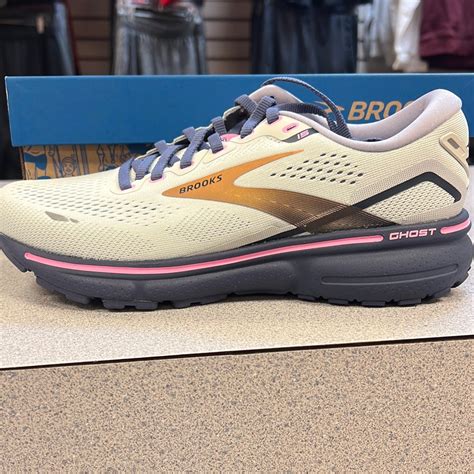 Brooks Women's Ghost 15 – Geared4Sports