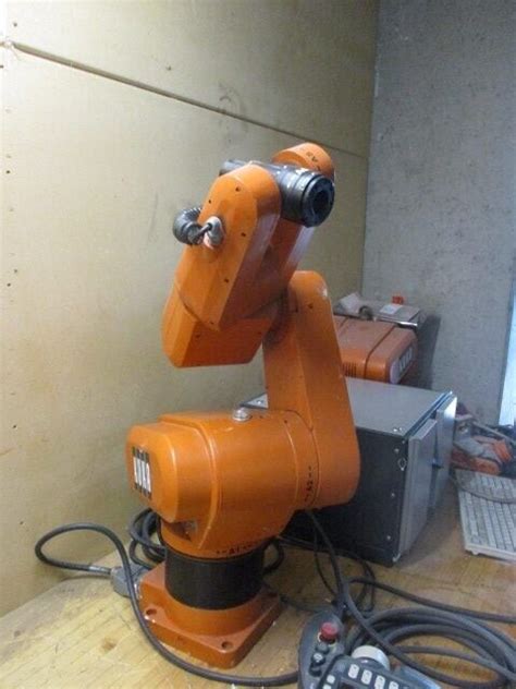 Robot Industriale KUKA KR 3 Control KRC3 Macchinari Usati Exapro