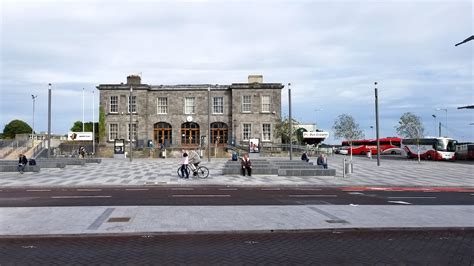 Limerick City, Ireland - Train Station Bus Station - Unfamiliar Destinations