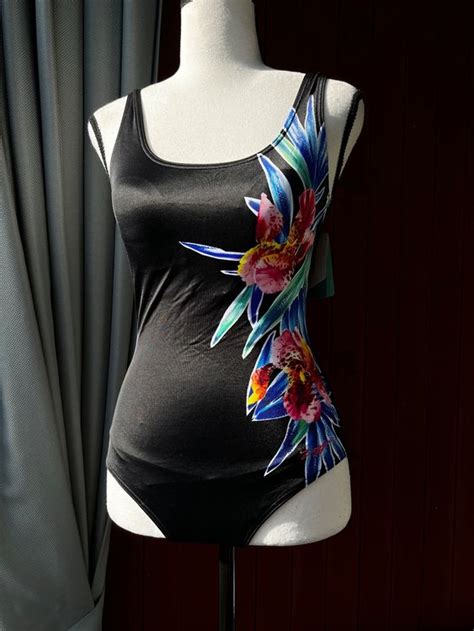 Damen Bikini NEUE s Neu und originalverpackt in Riehen für CHF 35 mit Lieferung auf Ricardo