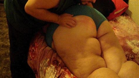 SSBBW Xi Winter Lbs Getting Her Ass Kissed Bay Area SSBBW Clips Sale