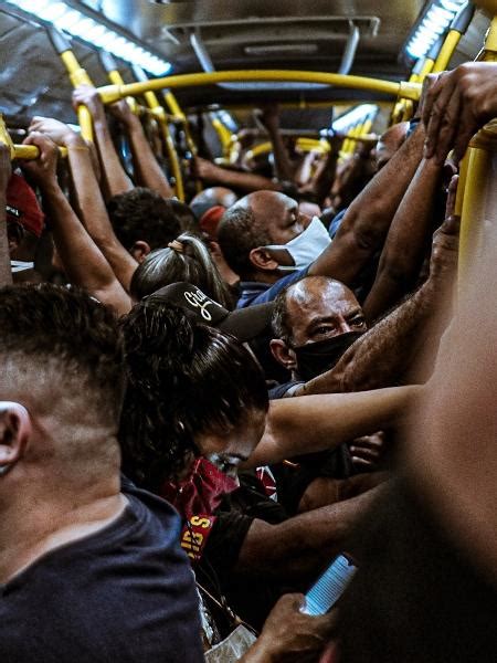 Conhe A O Autor Da Foto Do Nibus Lotado Que Viralizou Na Reabertura Do