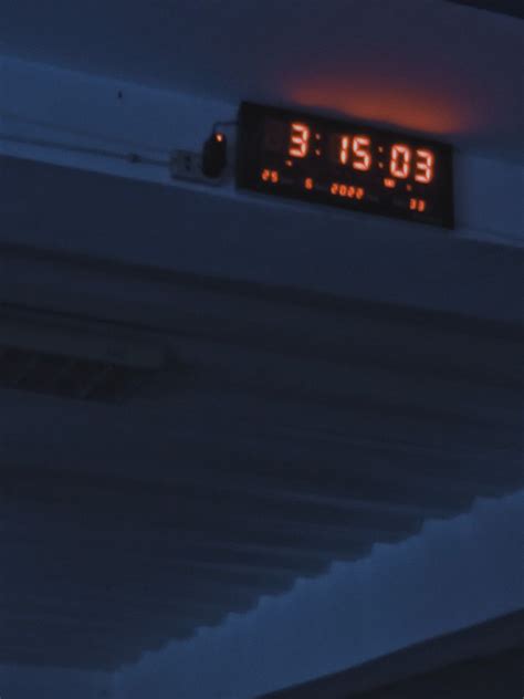 clock time aesthetic | Clock, Digital alarm clock, Alarm clock