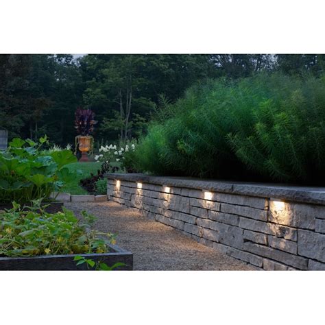 Hinkley 140 Lumen 1 9 Watt Bronze Low Voltage Low Voltage Led Outdoor Deck Light 2700 K