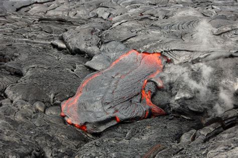 Video of Kilauea Lava Flows | WIRED