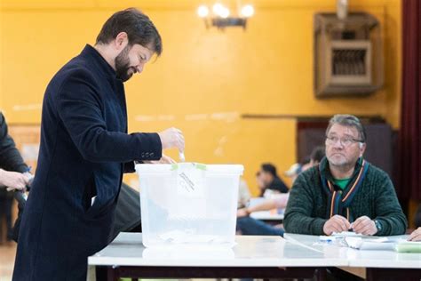 Partido de extrema direita vence eleição para Constituinte no Chile