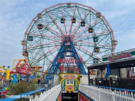 Deno's Wonder Wheel at Deno's Wonder Wheel Amusement Park | Theme Park ...