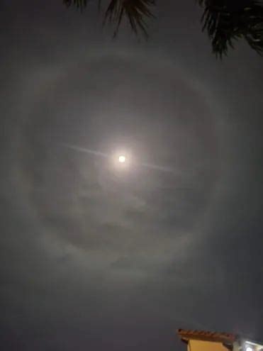 Halo Lunar Se Observa En El Paisaje Nocturno Nacionales ABC Color