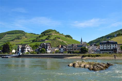 Pictures to inspire you to visit the Rhine River Valley in Germany ...