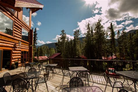 Dining — Northern Rockies Lodge