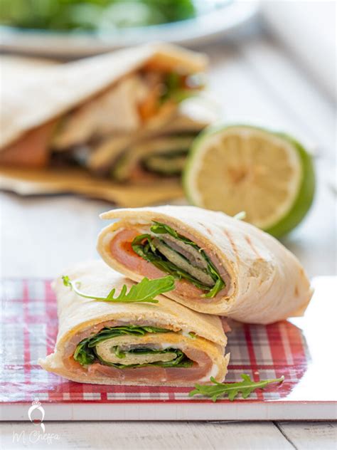 Piadina Arrotolata Con Salmone Rucola E Stracchino Ricetta Fredda Veloce