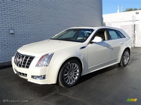 2012 White Diamond Tricoat Cadillac CTS 4 3 6 AWD Sport Wagon 64404584