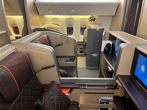 Review: Singapore Airlines First Class Boeing 777 (SIN-CGK) - One Mile ...