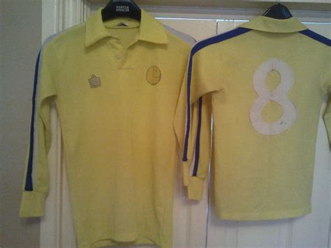 Leeds United Away Football Shirt 1973 1981 Sponsored By No Sponsor