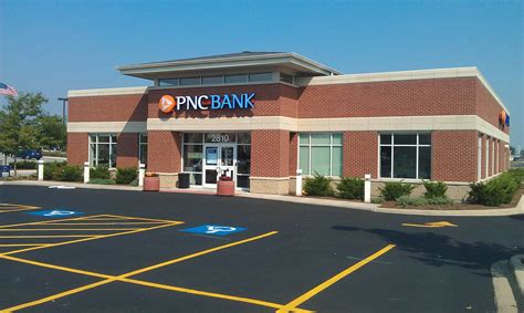 TopOveralls: PNC Bank - pictures