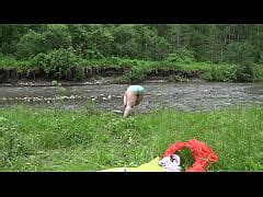 Voyeur Spying On Mature Lesbians With Big Butts Outdoors Chubby Milfs Wash Near The River In