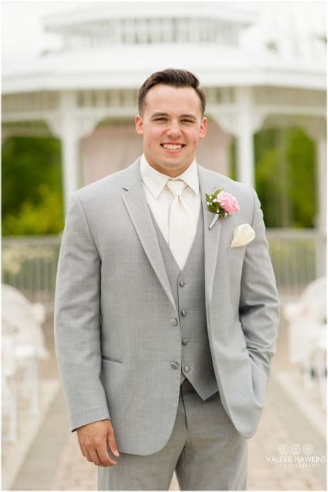 Groom In Light Gray Tuxedo With Ivory Shirt And Tie Valerie Hawkins