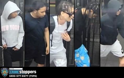 Nypd Seeks Five Suspects In Brooklyn Subway Stabbing