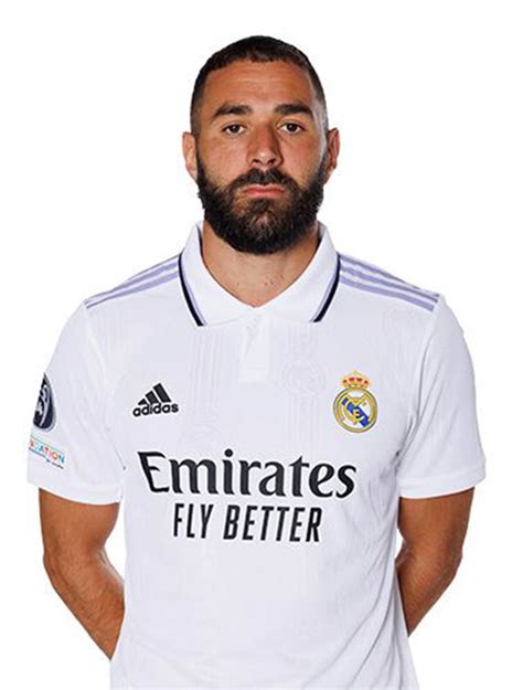 Reals Benzema Named Uefa Player Of Year Ancelotti Wins Coachs Award