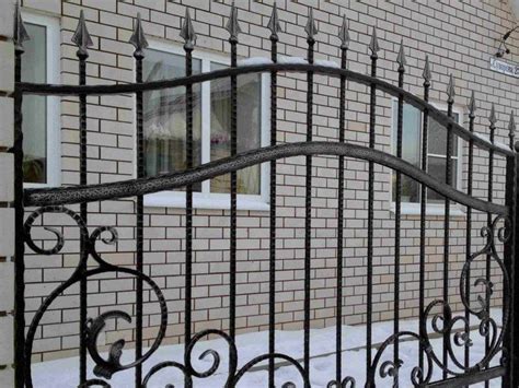 Штамповка кованых заборов