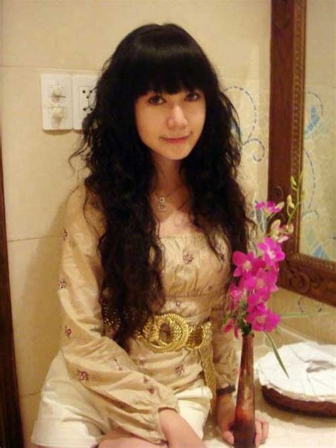 Cận cảnh nhan sắc vợ Lý Hải khi là hot girl và đã 3 con