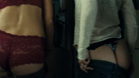 Naked Piper Perabo In Because I Said So