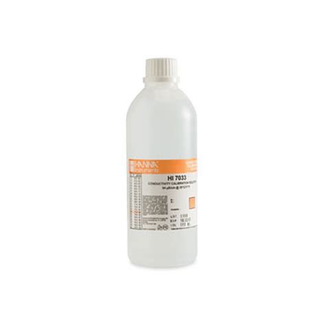 HI 7033L 84uS Cm Conductivity Calibration Solution 500mL