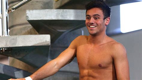 Tom Daley Makes It Official I Am A Gay Man Outsports