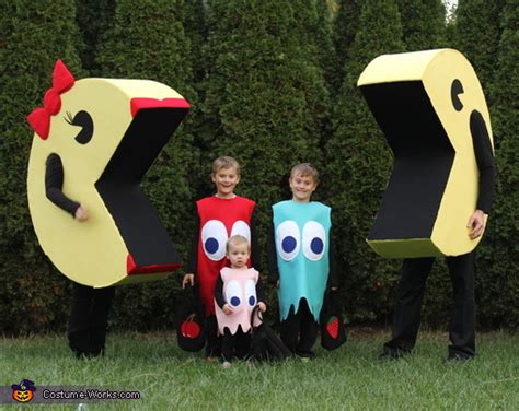 Pacman Family Costume | Step by Step Guide