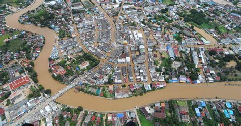 Heavy Rains Flood Towns In Thailand Forcing Thousands To Evacuate