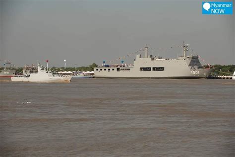 Военно-морской парад в честь 72-летия ВМС Мьянмы: bmpd — LiveJournal