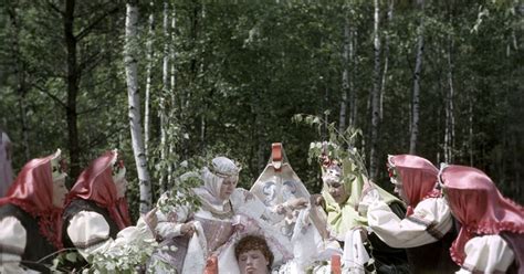 Сергей Николаев с няньками ... | Пикабу