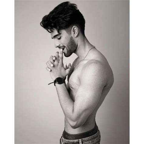 Bigg Boss Ott Contestant Zeeshan Khans Bare Body Pictures Prove That