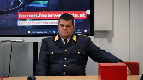 F Hrungsduo Der Betriebsfeuerwehren In Ihrer Funktion Best Tigt