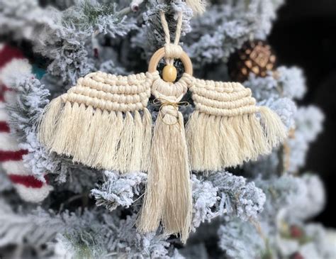 7 Easy Macrame Christmas Ornaments With Free Patterns Christmas