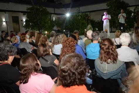 Cuentos Bajo La Luz De La Luna Lleva Un Festival Internacional De